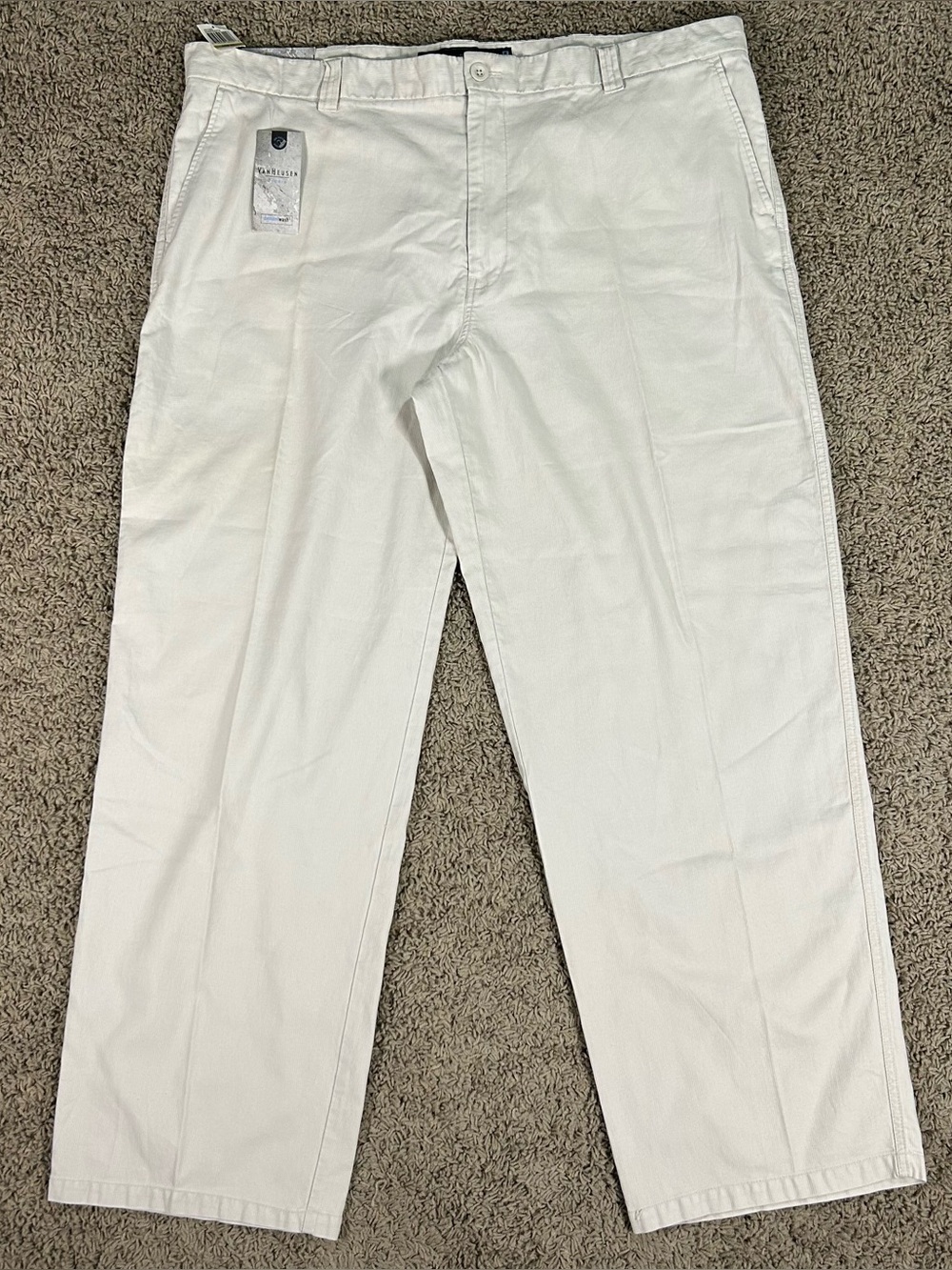 NWT Van Heusen Studio Pants Mens 44x32 Beige Flat Front Precise Fit Cement Wash